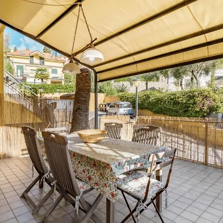 Adelasia Nature, Sport&relax - With Terrace And Private Parking Alassio